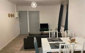 Appartement T2 meublé, centre Verdun, 1er étage